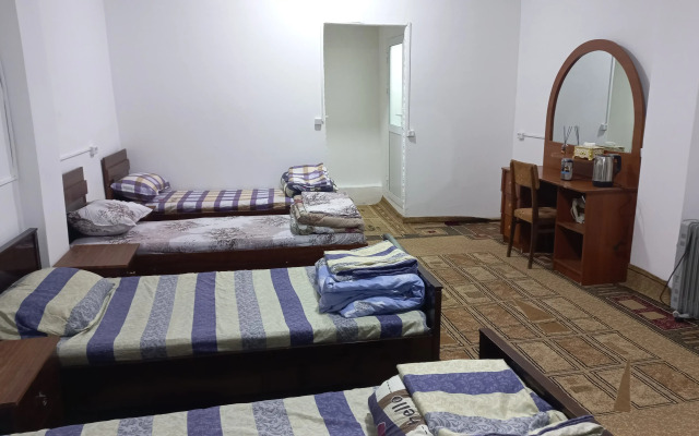 Raxat Guest House