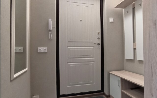 Dvukhkomnatnye U Lerua Merlen I Tts Planeta Apartments