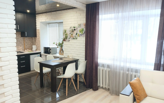 Apartamenty 2h k. na Galkinskaa 107 u Vokzala