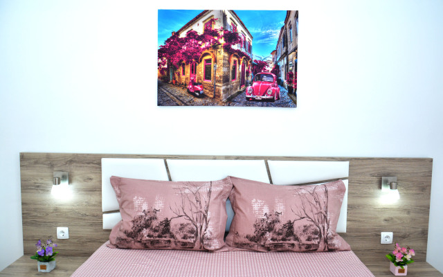 Jacek Apartments