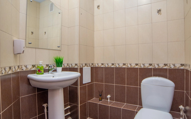 Апартаменты Радищева 33 Трехкомнатная Вторая