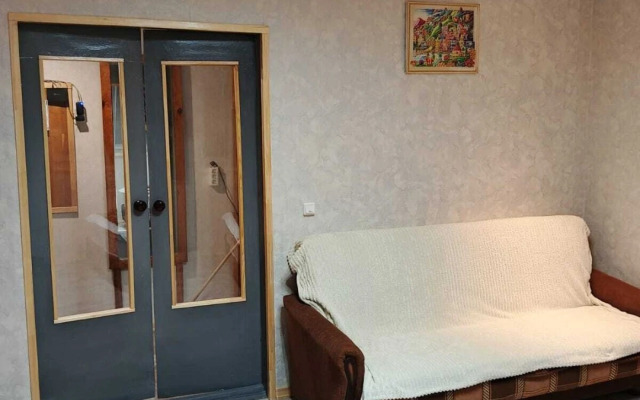 V Borisoglebskom Flat