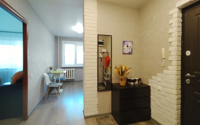 Na Sheksninskom Prospekte 45 Flat