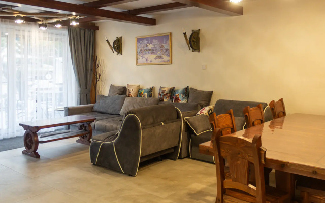 Шале Горностай Кедровое