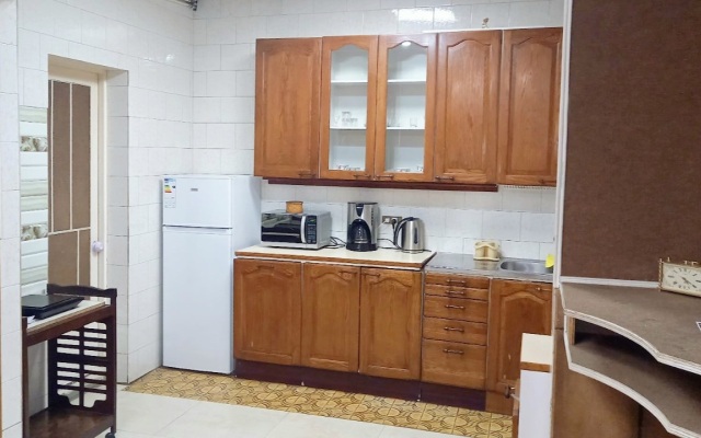 Classic Apartment On Kievyan Apartments