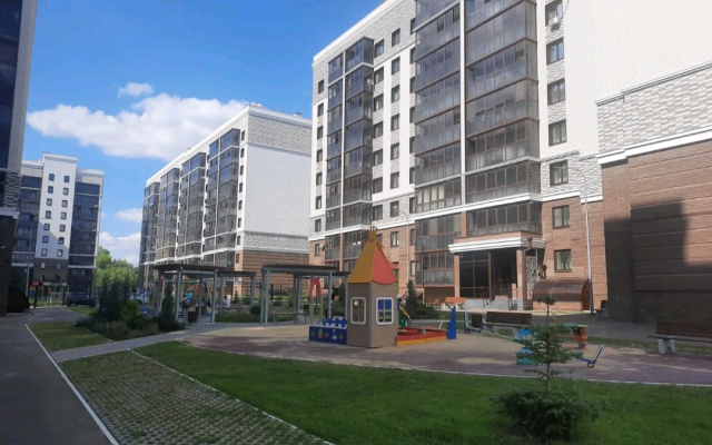 Квартира 2х комнатная у метро в новом доме