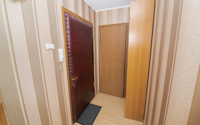 Na Okeanskom Prospekte 101/58 Apartments