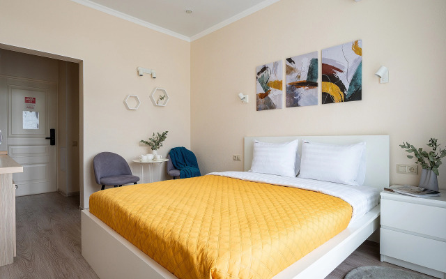 Апартаменты Red Apartments Покровский Парк Лайм