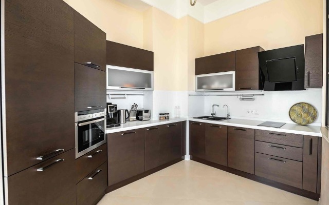 Sunset Suite Apartments