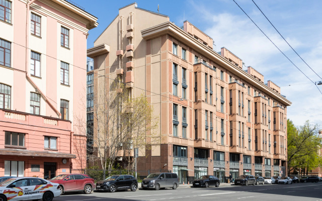 Апартаменты Whisper of the city