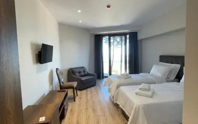 Kroi Hotel
