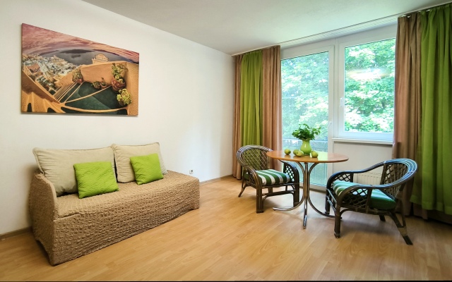 Апартаменты Двухкомнатные Зеленый Двор Беседка Центр