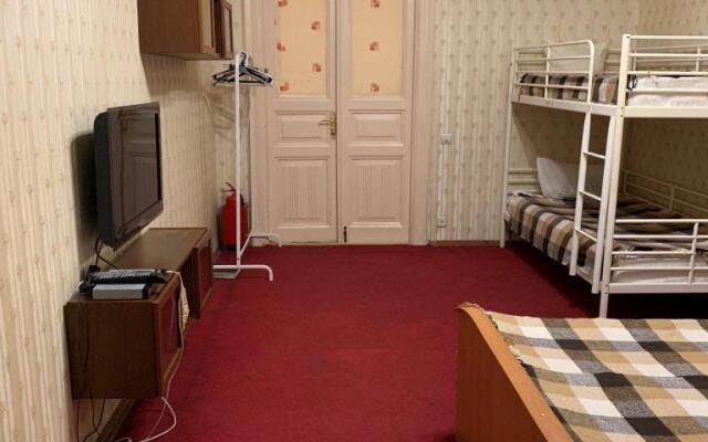 Kvartira # 3 Apartments
