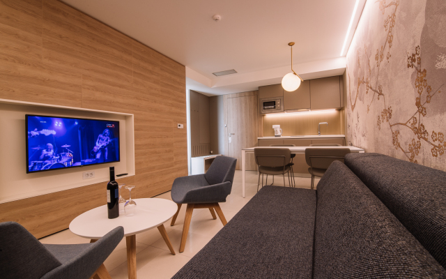 Joel Hotel