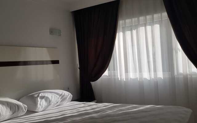 Atalla Hotel