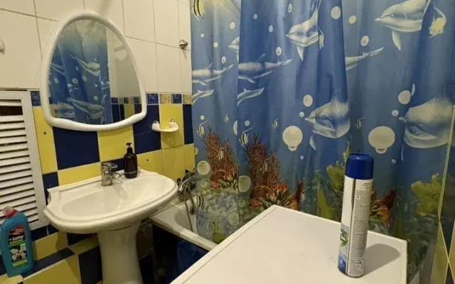 Квартира для командировочных рядом с заводами Лукойл, Каустик, у канала им. Ленина