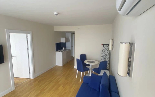 Apartamenty Dvuspal'nye apartamenty s vidom na more i gory