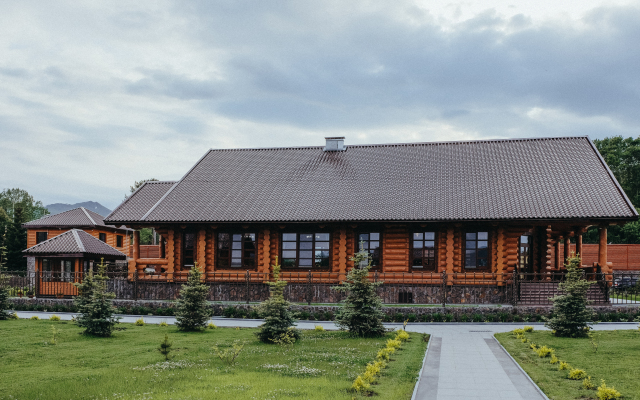 Tajny Kamchatki Hotel and restaurant complex