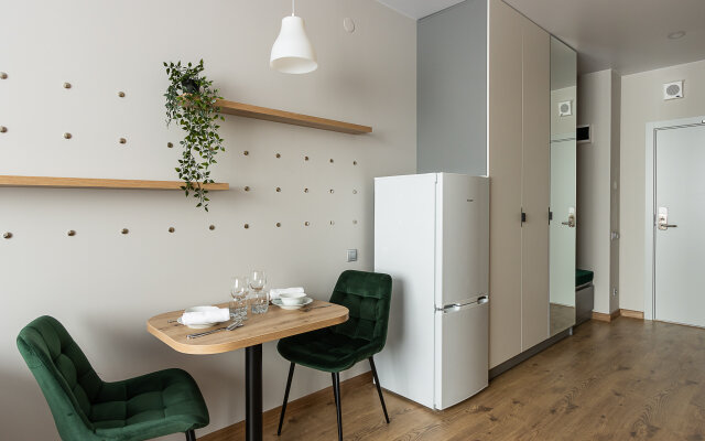 U Metro Avtovo Apartments