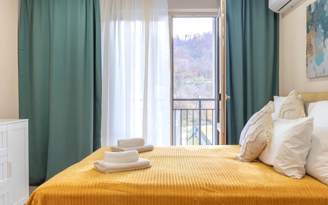 Yellow Sparks Sochi Apartments