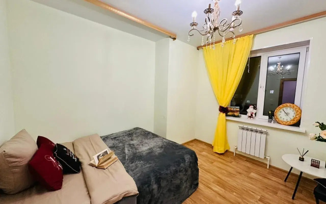 Uyutnaya Trekhkomnatnaya Flat