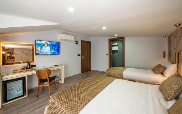Luxury Airport Hotel by Zazzoni