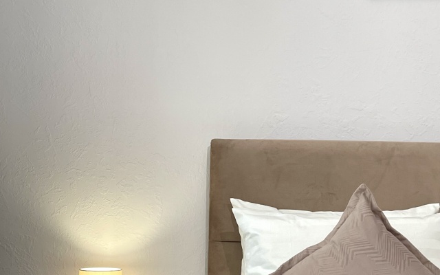 2 Nochi Na Ulitse Shkolnaya 15 Str1 Flat