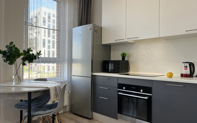 Studiya na Loginova 1/2-107 Flat