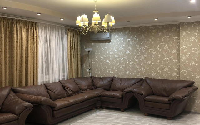 Квартира 4-к. , 100 м², 6 Кроватей