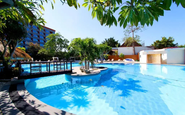 Отель Coco Beach Jomtien Pattaya