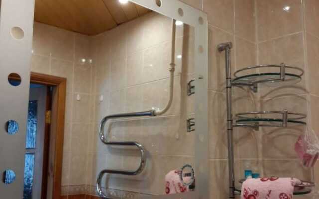 Апартаменты DUBKI Молодежная студия около Университета