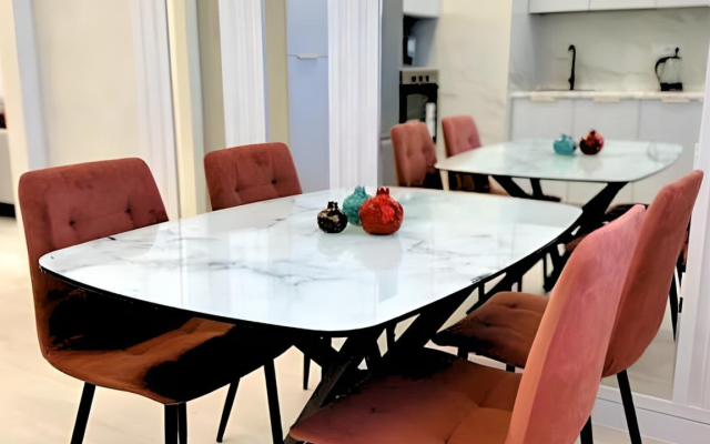 Sunrise City 7 Blok Apartments