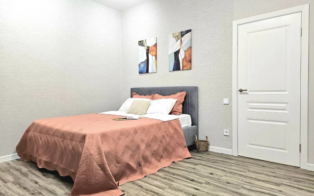 BGH Na Allei Geroyev Flat