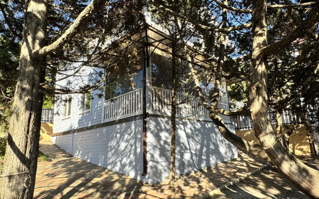 Отель Паруса