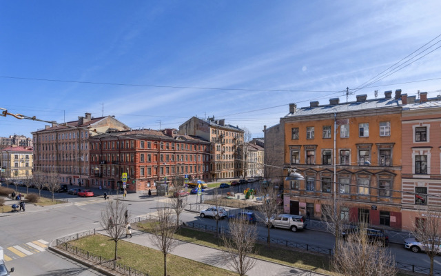 Апартаменты Двухэтажные СуткиСпб Бронницкая 16