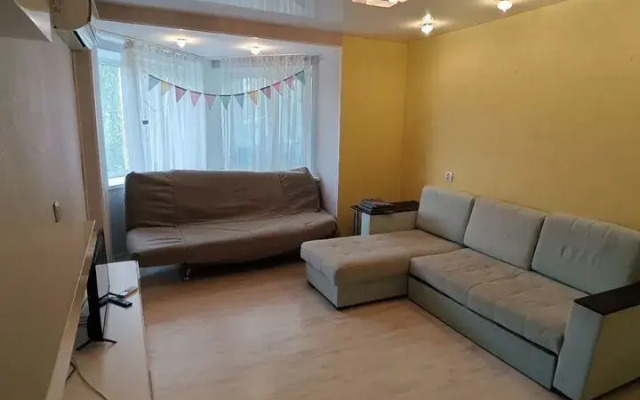 Квартира 2х Комнатная В Цeнтpaльнoй Чаcти Городa