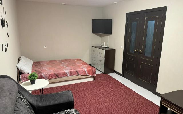 Апартаменты на проспекте Строителей 90Б