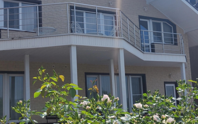 Частный дом дуплекс с красивым видом