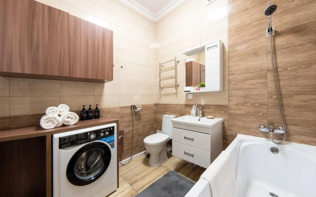 Na Prospekte Seyfullina 574/1/2 Apartment