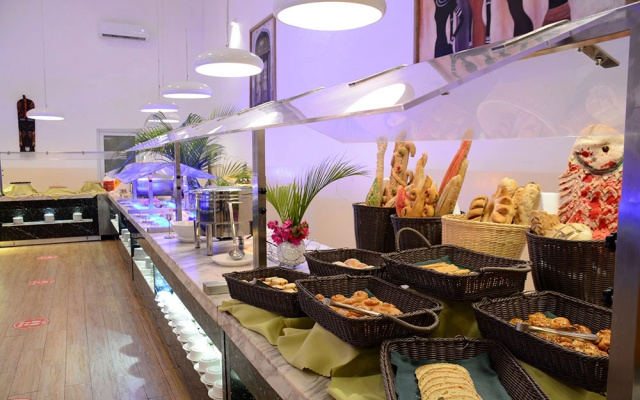 Курортный отель Canary Kendwa Beach Resort