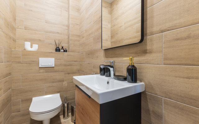 Апартаменты на Петра Полушкина