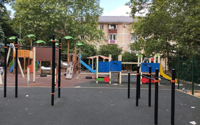 V Tsentre Yalty Flat