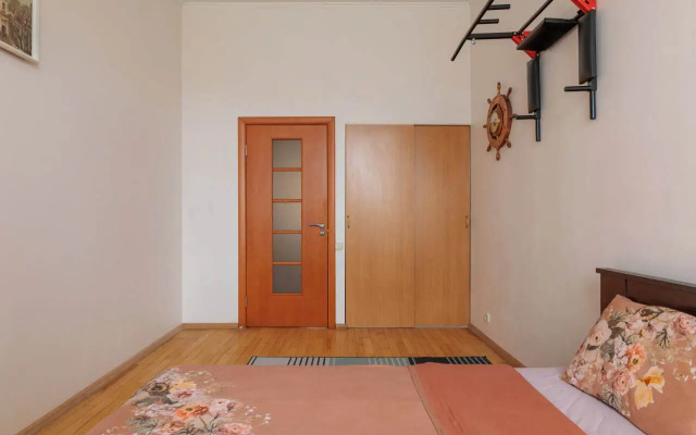 Квартира на набережной Крюкова канала 9