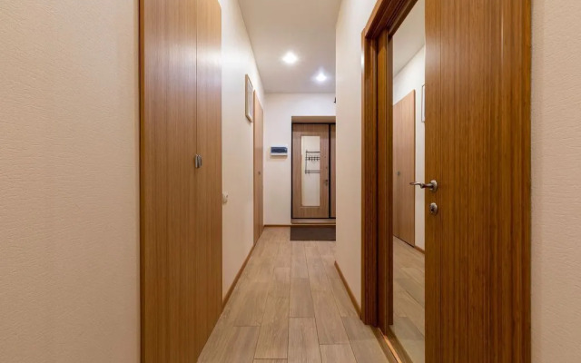 Sovremennaya Kvartira V Tsentre Goroda Flat