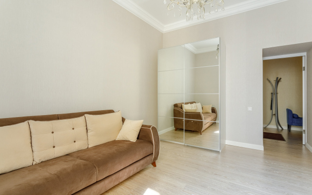 Luchshaya Kvartira with 3 bedrooms near Kremlin