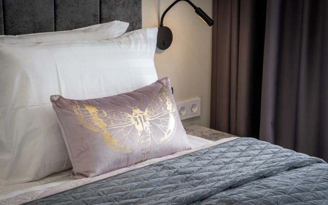 Apartments Luchezarny 1