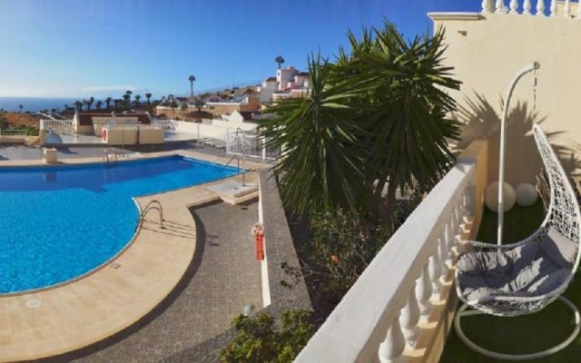 Parque Cristina Ocean View Apartments