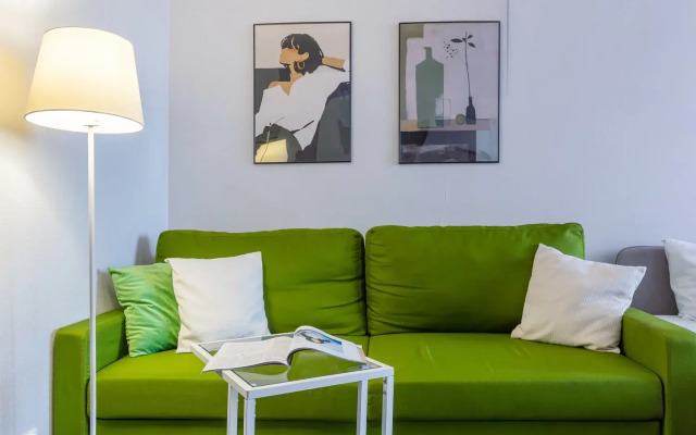 Квартира Современная квартира у Зоопарка с гамаком на лоджии