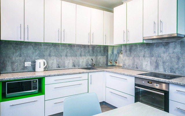 3-bedroom on Derzhinskogo Avenue 22 Center Apartments