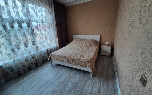 Apartment Crystal I